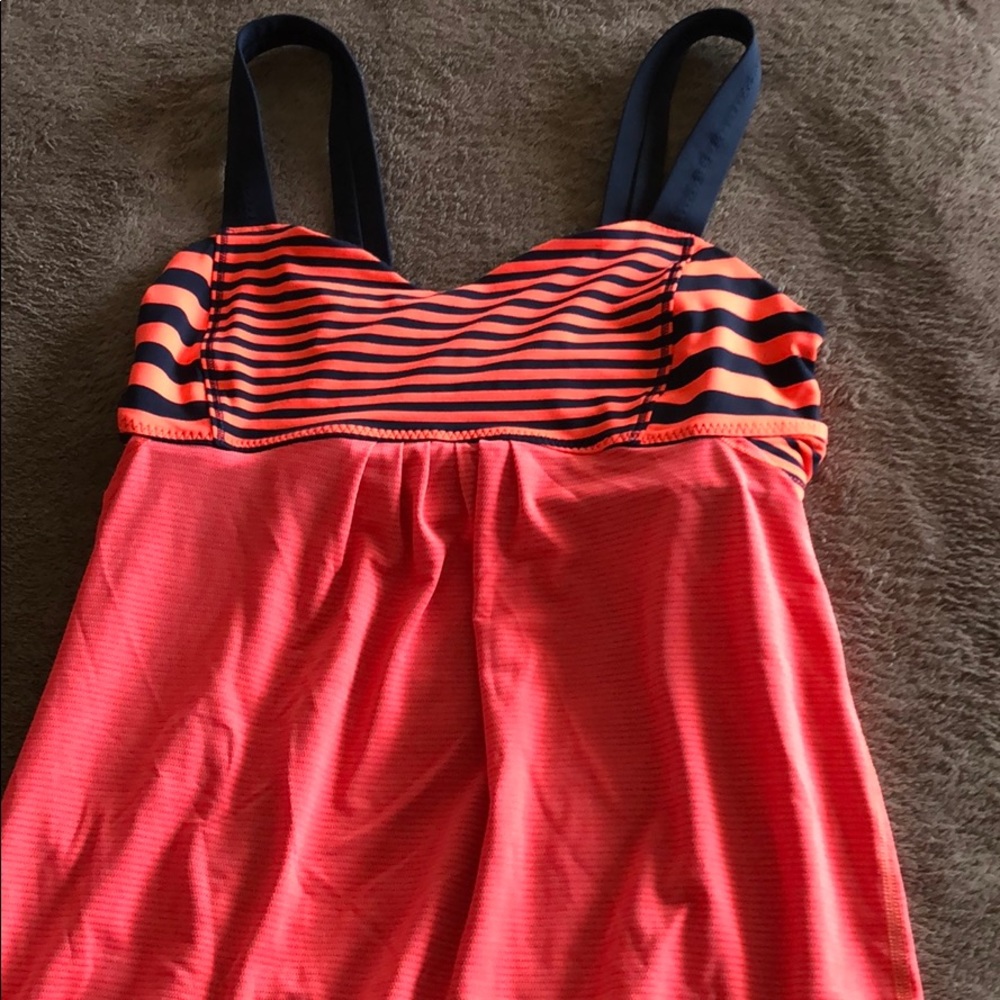 Lululemon lightweight tank